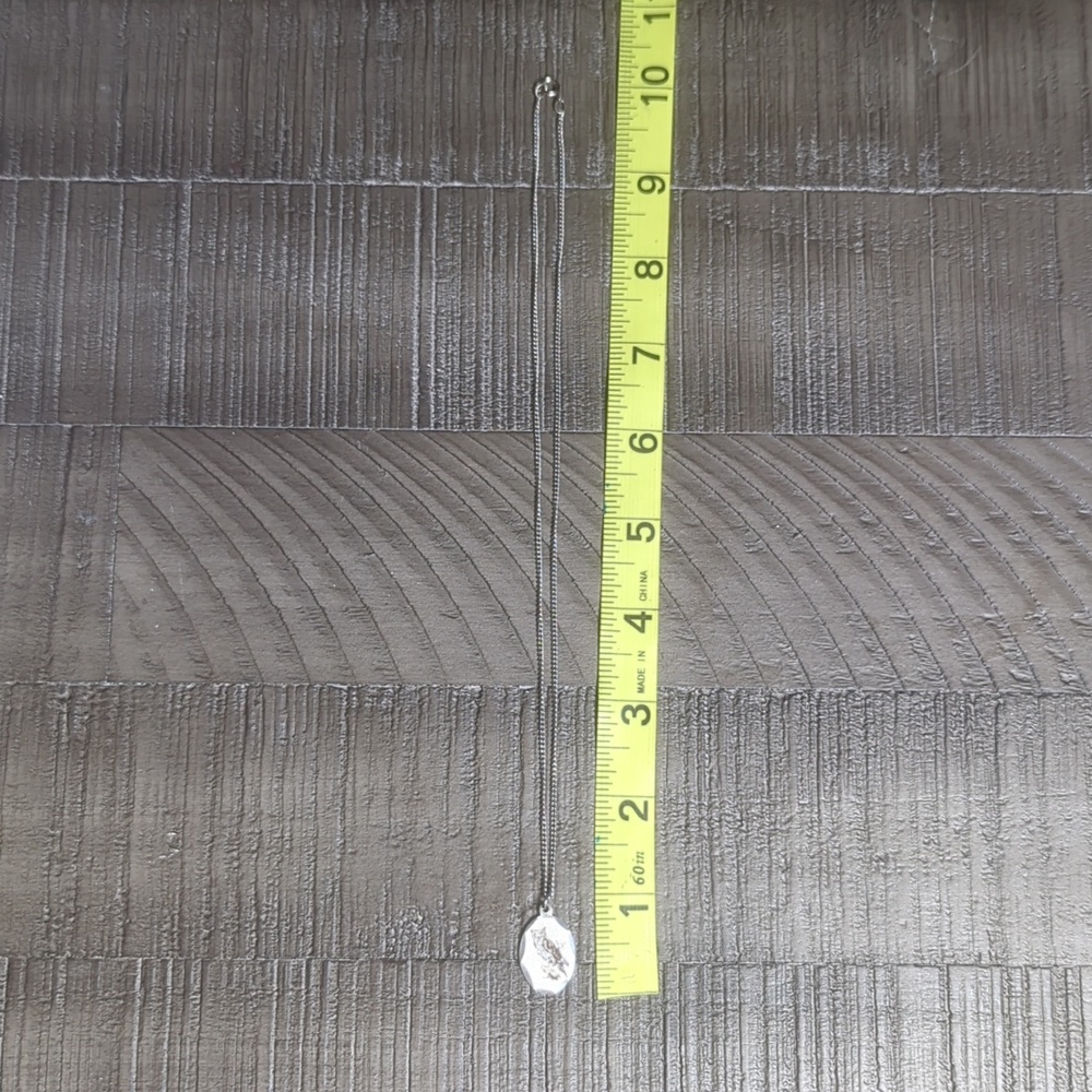 Vintage B-Line Pewter Owl Necklace - Scalloped Oval Pendant - Signed - Picture 7 of 7